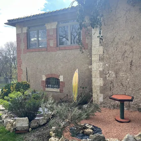 Maison Atypique Dans Le Gers Avec Activites